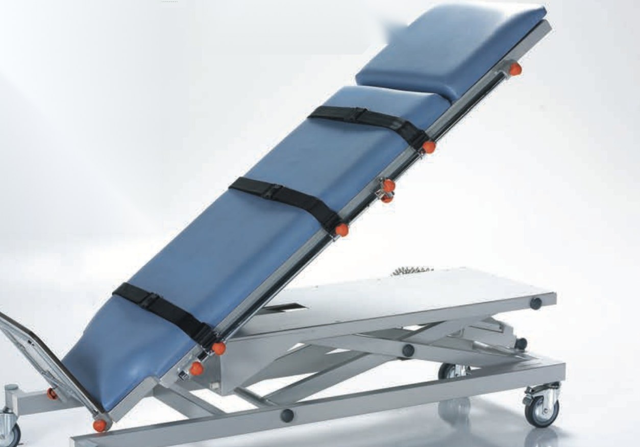 เตียงตรวจผู้ป่วยไฟฟ้า ยกพนักพิงถึงท่ายืน 90° MUNICH MN-SD11
